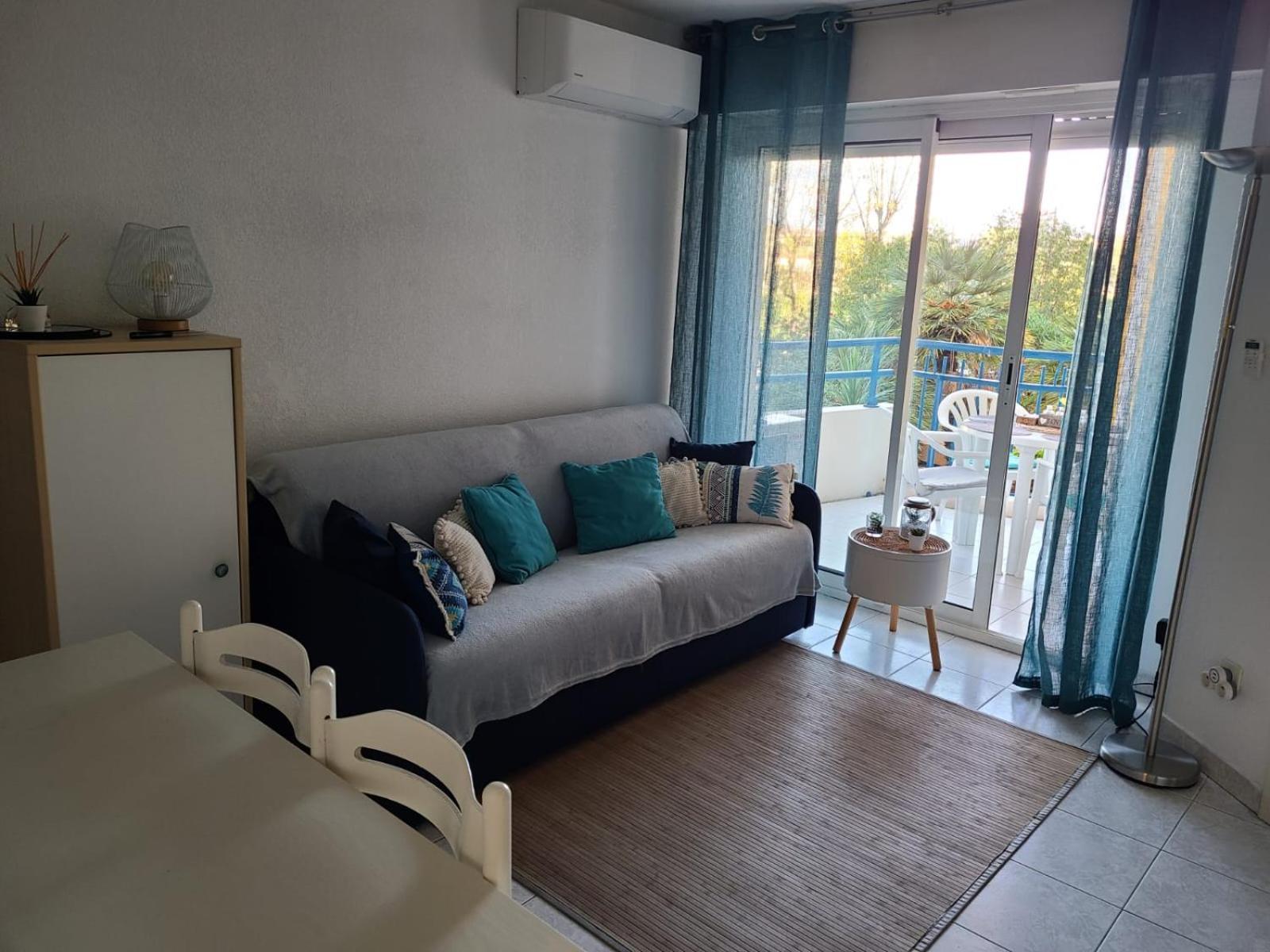 T2 Climatise A 5 Minutes A Pied De La Plage Avec Parking, Piscine Et Wifi Frejus Luaran gambar