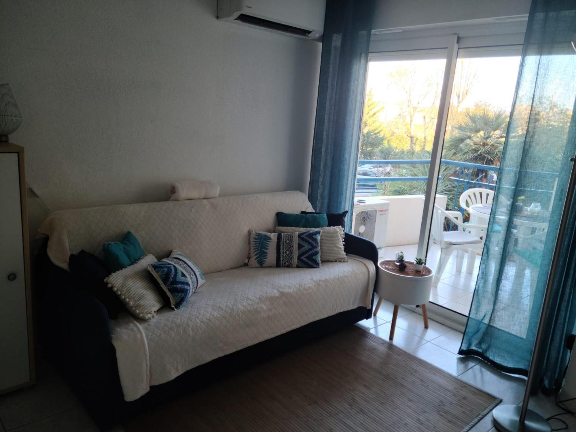 T2 Climatise A 5 Minutes A Pied De La Plage Avec Parking, Piscine Et Wifi Frejus Luaran gambar